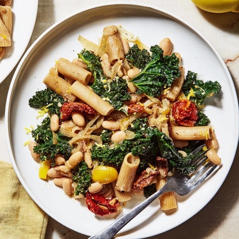 Healthy Tuscan White Bean Kale